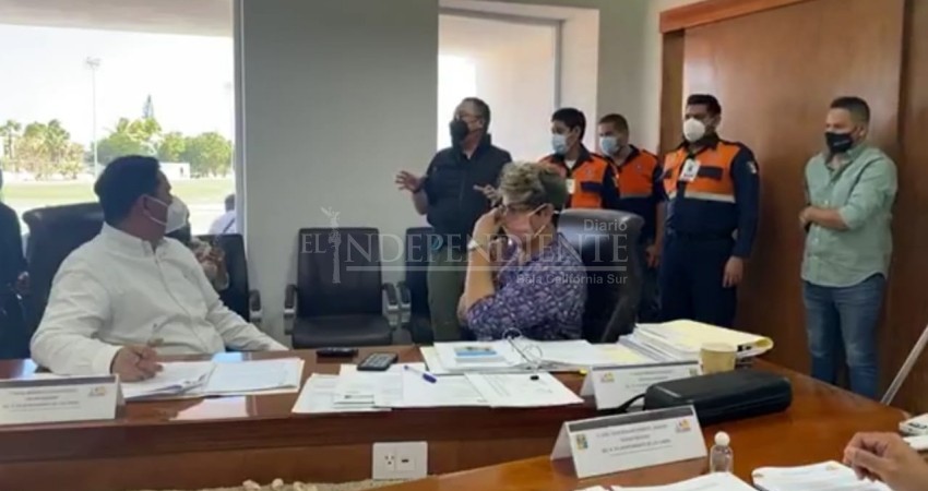 Irrumpe Protección Civil en sesión de Cabildo por incumplir protocolos Covid