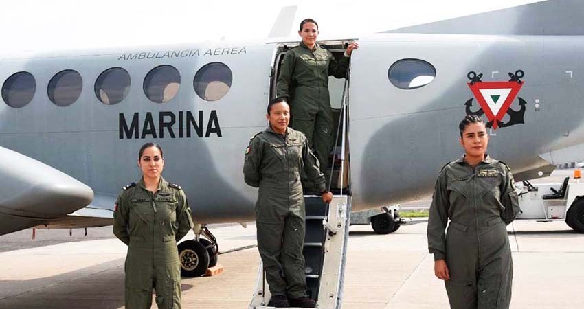 Contra viento y marea mujeres se abren paso en la Semar