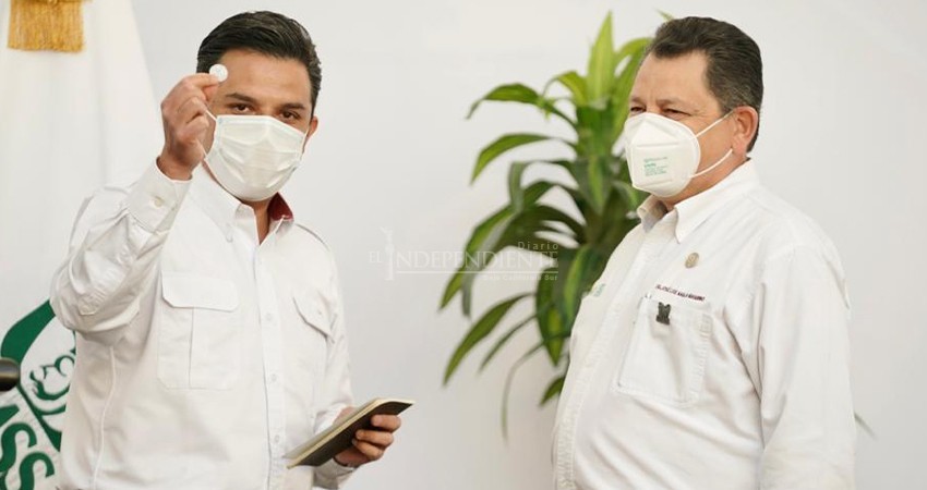 Investigan a 63 trabajadores de confianza del IMSS por presuntamente vacunarse: Zoé Robledo