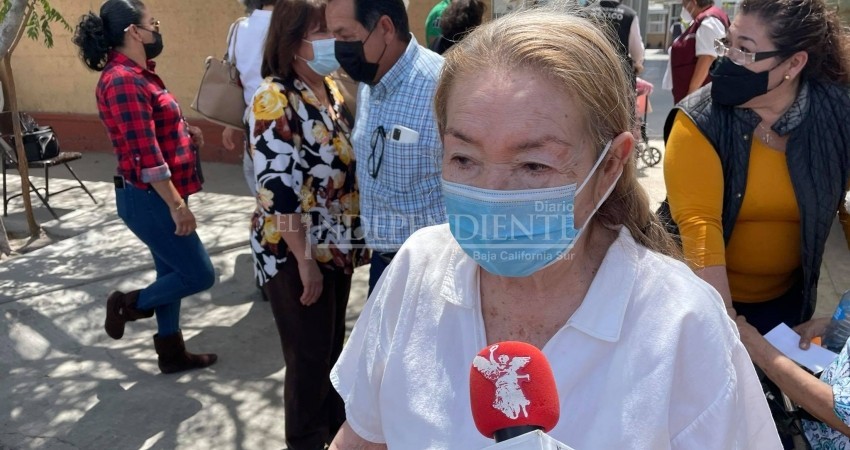 Concluyen primera jornada de vacunación contra Covid19 en zona urbana de La Paz 