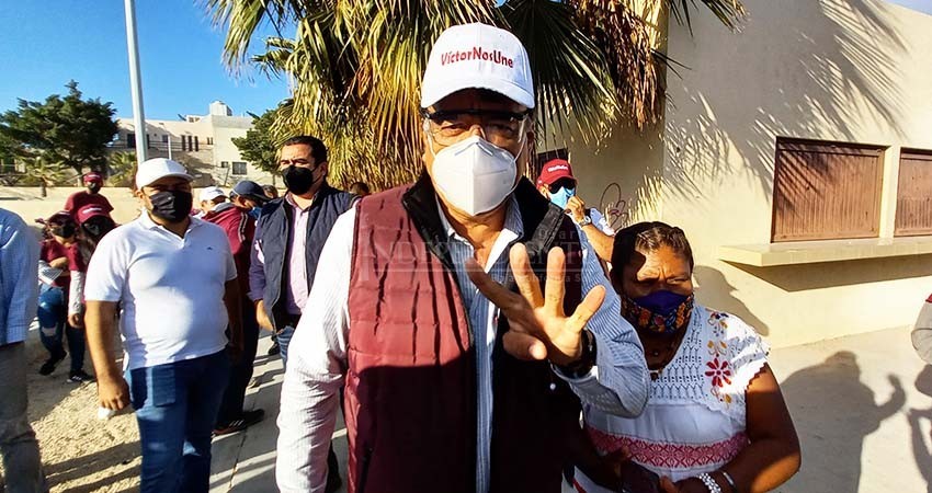 La hija de la regidora Román fue propuesta por mí: Óscar Leggs