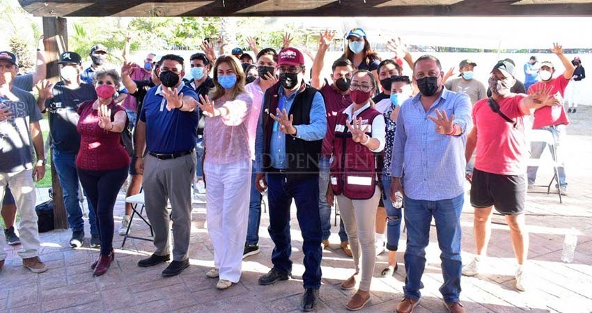 Deportistas de Los Cabos van con Oscar Leggs