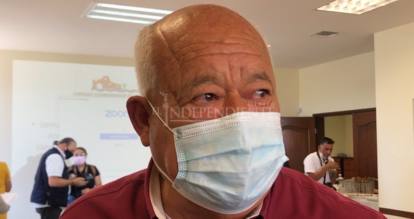 “Respeto a la diversidad”, dice Víctor Castro sobre el matrimonio igualitario