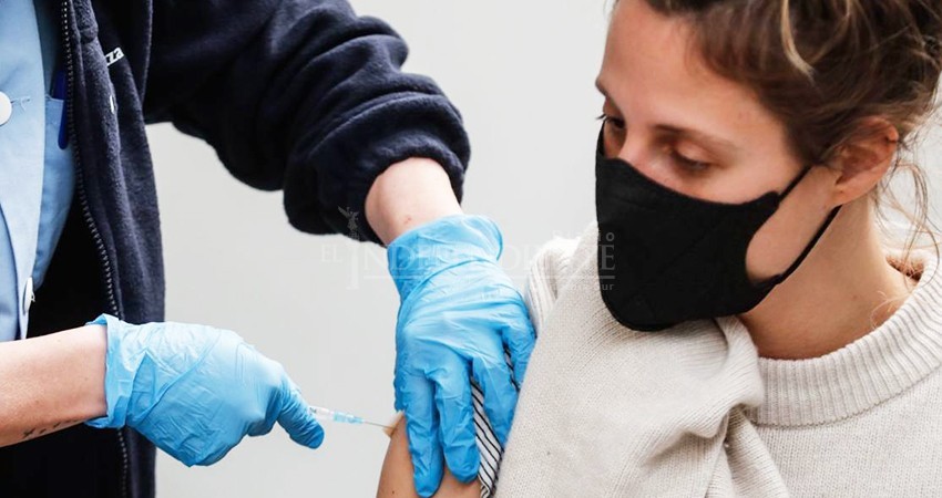 Cabeños, cada vez más interesados en acudir a EE. UU. a vacunarse