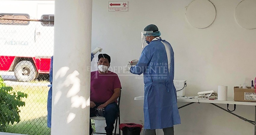 OMS recomienda que gobiernos asuman los costos de las pruebas Covid para reactivar viajes