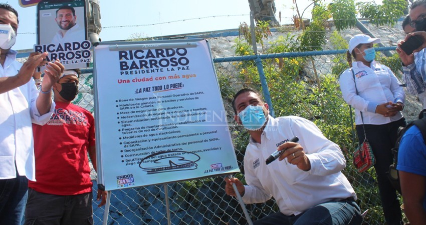 “Que Víctor Castro tenga vergüenza y admita que dejó al SAPA La Paz endeudado”: Barroso