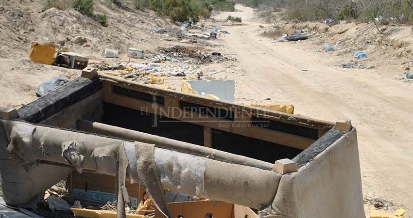 Temporada ciclónica a la vuelta de la esquina y la basura sigue en los arroyos