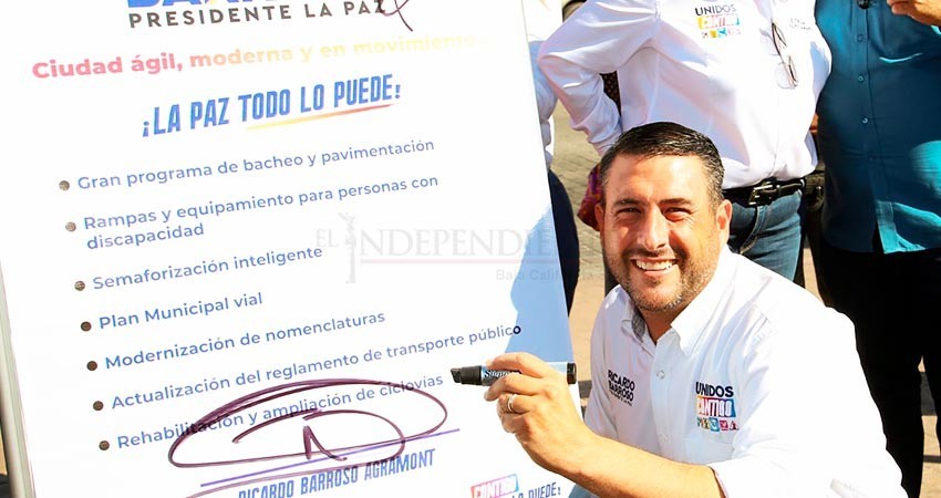 Compromete Ricardo Barroso, pavimentación, bacheo, semáforos inteligentes y ciclovías para movilidad de La Paz