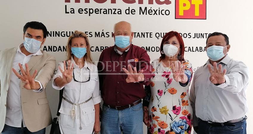 Perredistas dejan 20 y 30 años de militancia, para sumarse a proyecto de la 4T y Víctor Castro