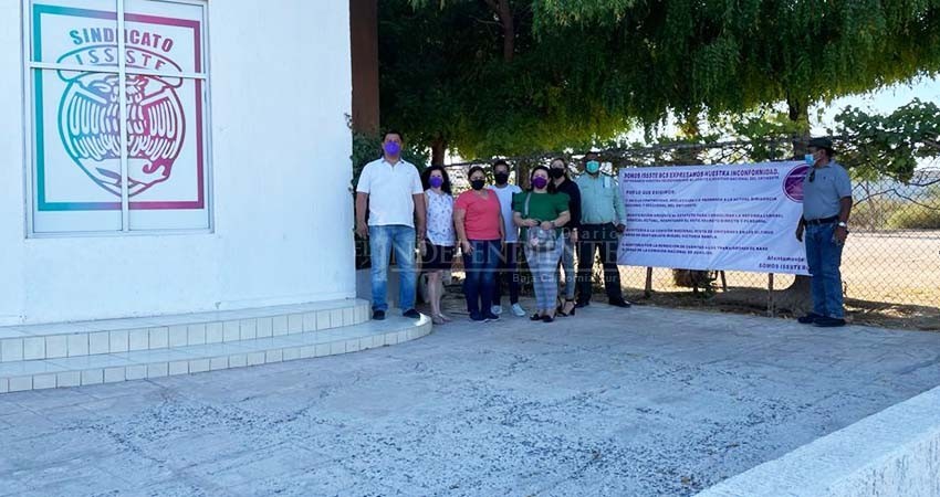 Sindicalizados del ISSSTE revientan contra secretaria general: le dio base a su hijo sin antigüedad