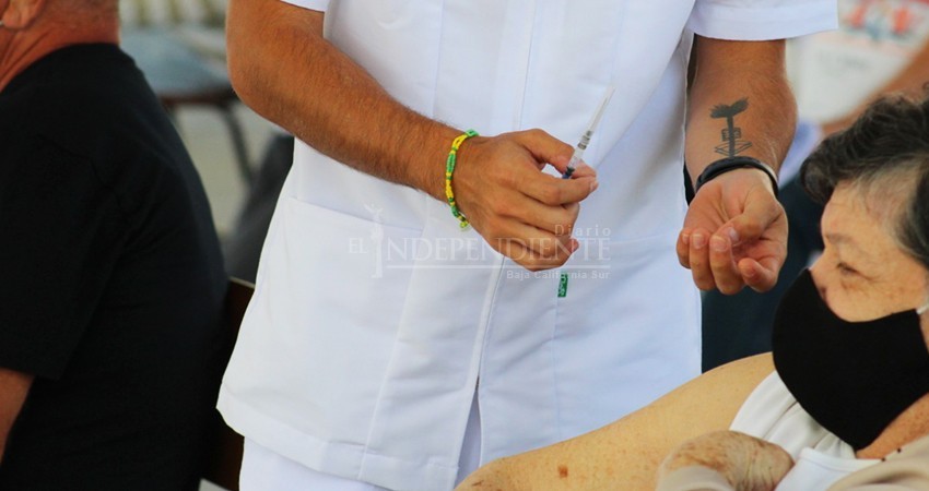 Empresarios piden no dejar de tomar medidas de prevención a pesar de la vacuna