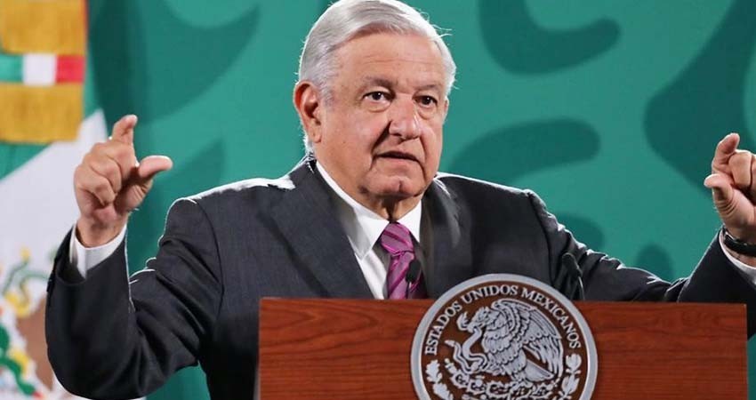 "No nos vamos a dejar robar", dice AMLO sobre reservas de litio