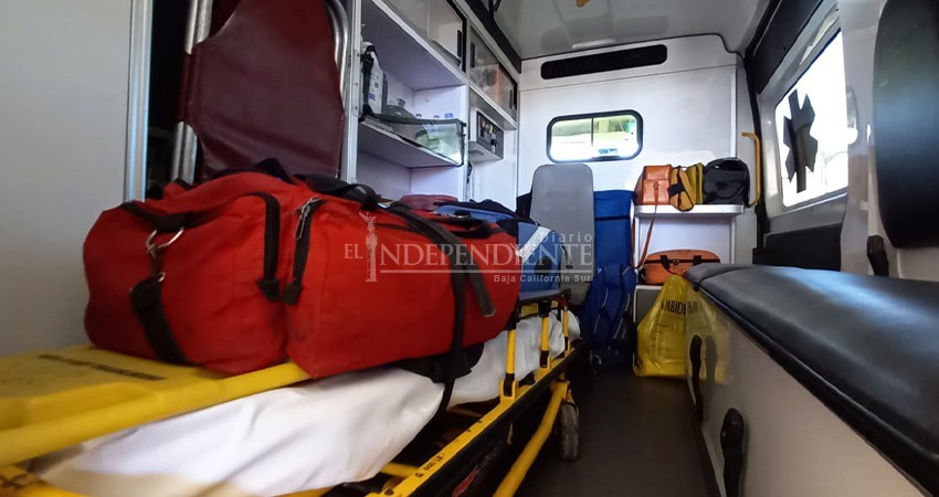Detenidos los servicios de ambulancia para atender Covid por saturación hospitalaria