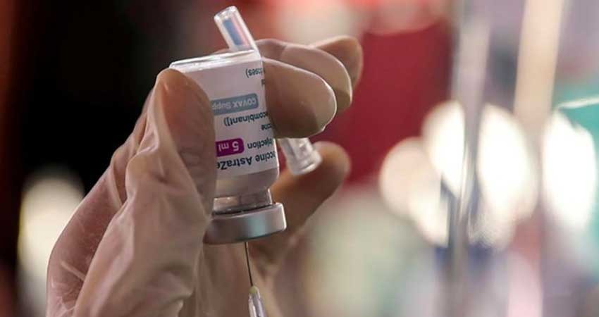 Mezclar dosis de vacuna covid AstraZeneca mejora respuesta inmune, según estudio