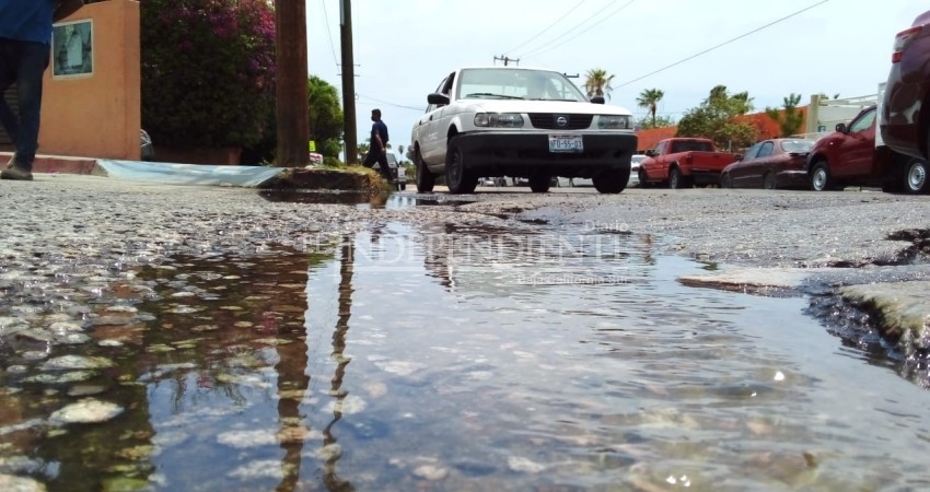 Persisten las fugas de agua en el centro de SJC
