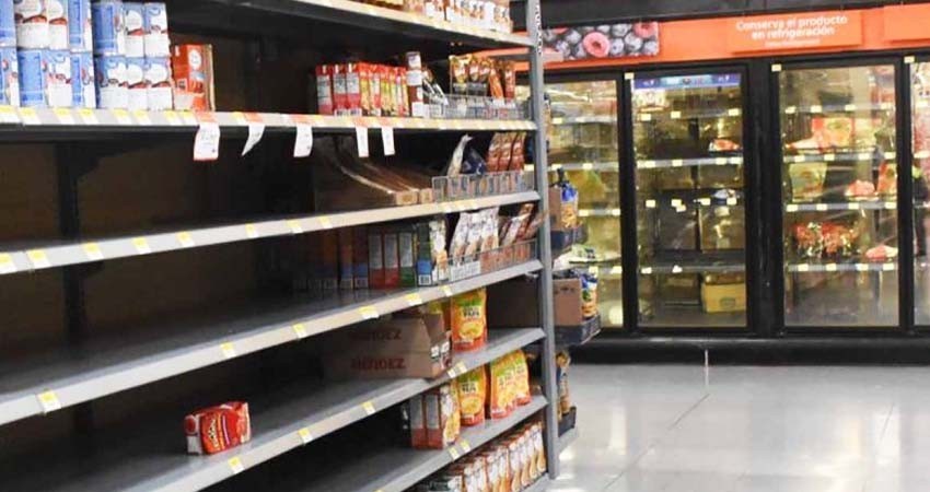Hallan cuerpo de hombre en congelador de supermercado donde trabajaba