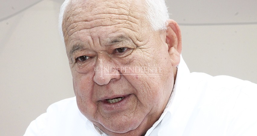 Auditorías sí, cacería de brujas no: Víctor Castro