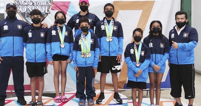 Cierra clavados con 18 medallas para BCS en nacionales CONADE