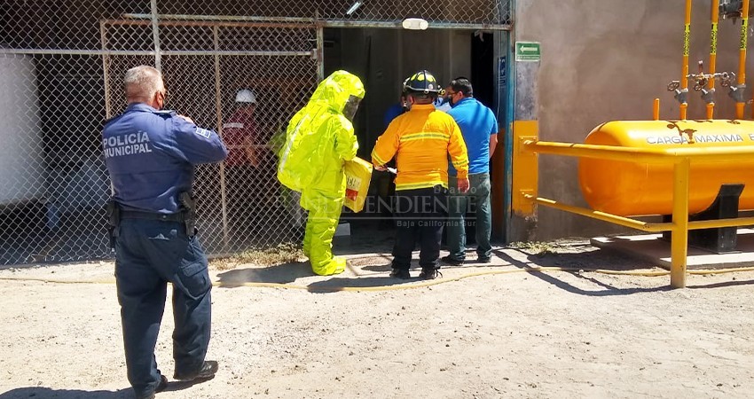 Fuga de amoniaco en refresquera moviliza a cuerpos de seguridad y emergencia