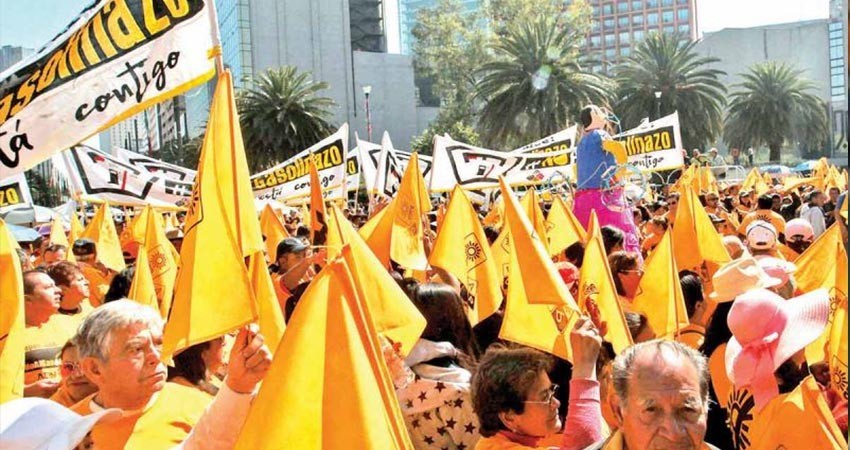 Partidos rasuraron en total a 10 millones de militantes; INE les dio un año para actualizar padrones