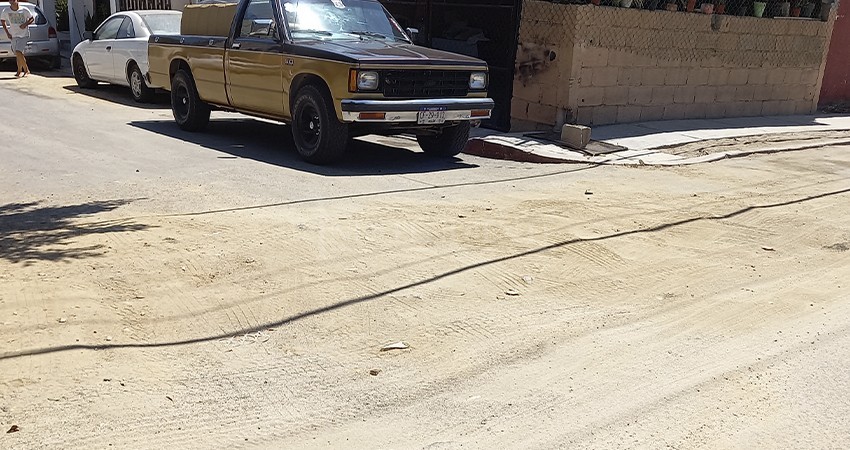 Destruída calle Barracuda por reparaciones incompletas