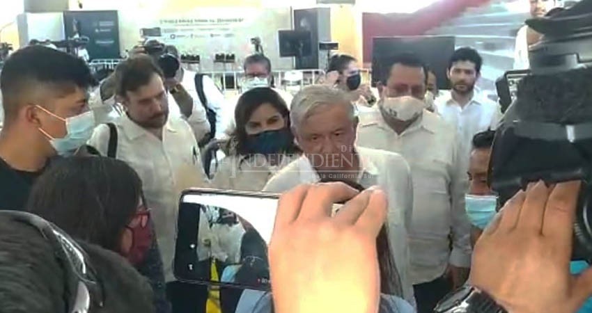 Familiares de joven desaparecido suplicaron ayuda a AMLO