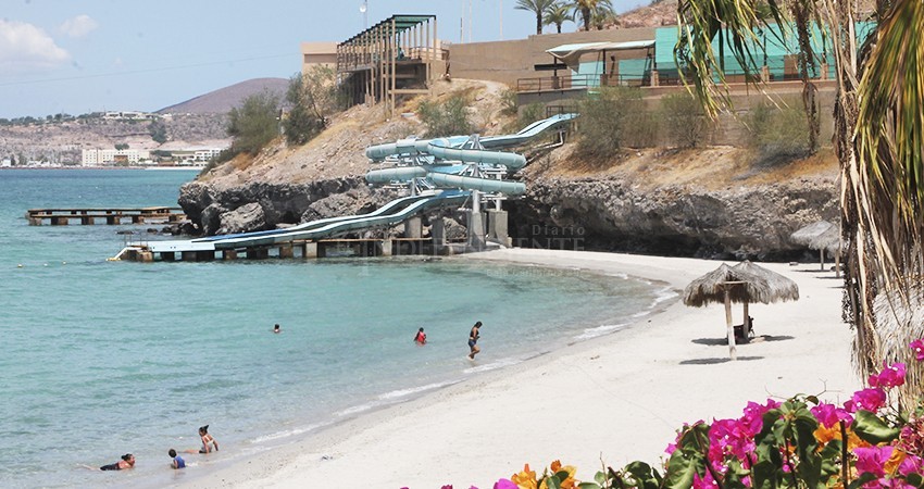 Reabren playa el Coromuel