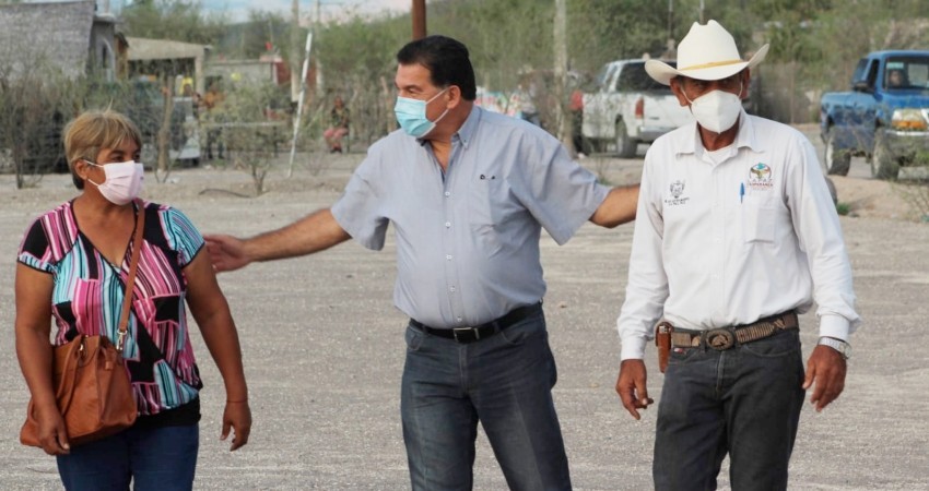 Últimas acciones… Entregó Muñoz Álvarez apoyos a la comunidad de Las Pocitas