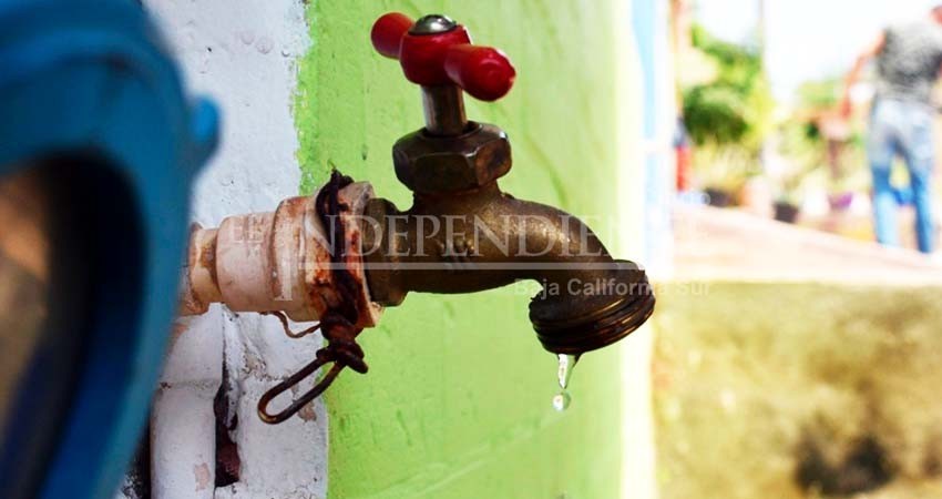 Se agudiza el desabasto de agua potable en La Paz