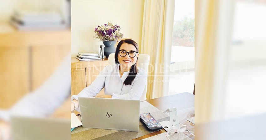 Se registra Lupita Saldaña como candidata a la dirigencia estatal del PAN