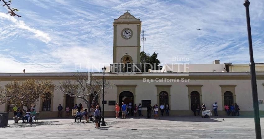 Desde el primer día, los ciudadanos solicitan información sobre nuevos funcionarios a la dirección de Transparencia