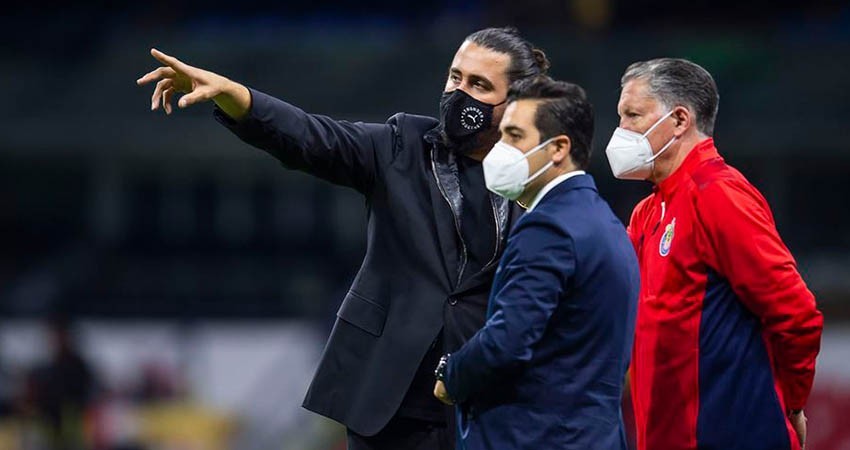 No podemos ir arrastrando y pisoteando el escudo del Guadalajara: Ricardo Peláez