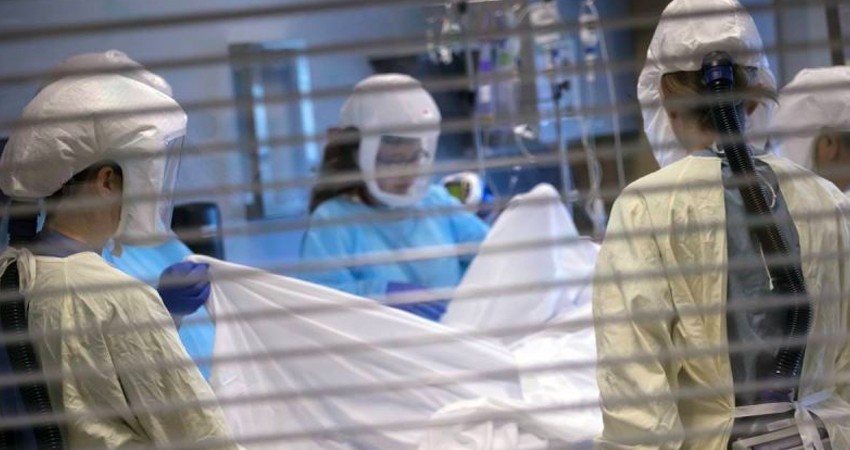 Estados Unidos sobrepasa 700 mil muertes por covid-19