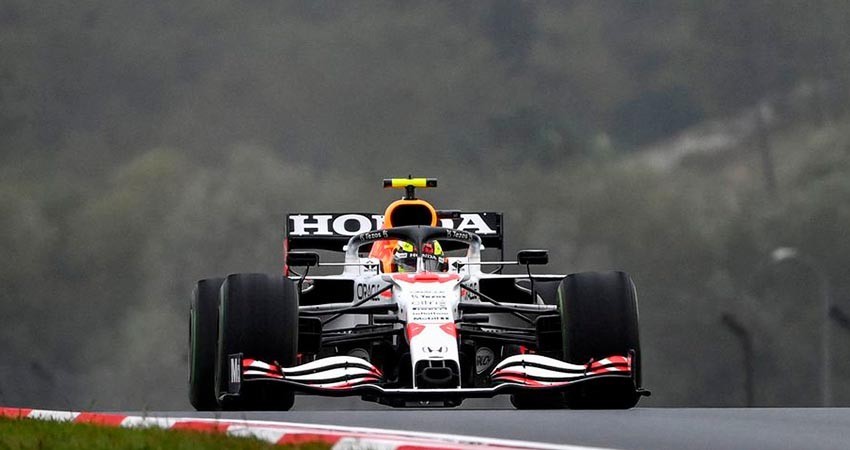¡Podio para el mexicano! Checo Pérez hace un carrerón y termina tercero en el GP de Turquía
