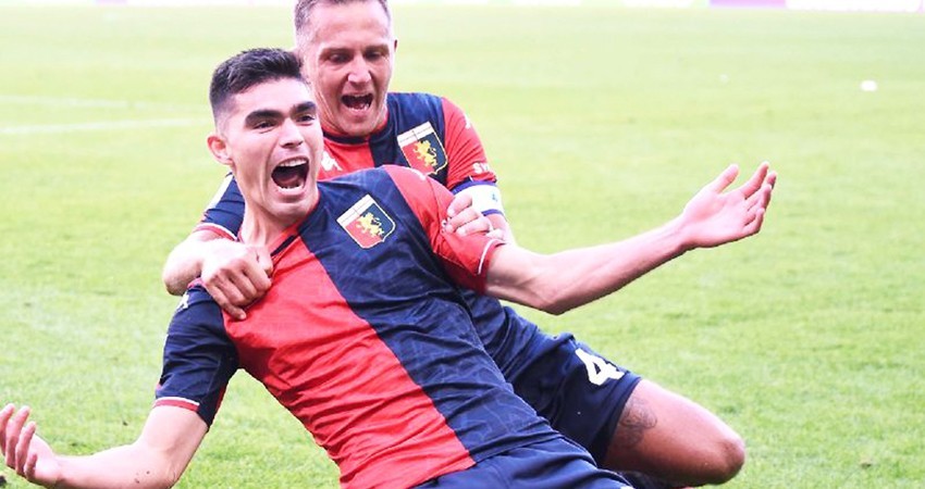 ¡Increíble debut! Johan Vásquez fue titular, jugó los 90 y cerró con gol para salvar al Genoa