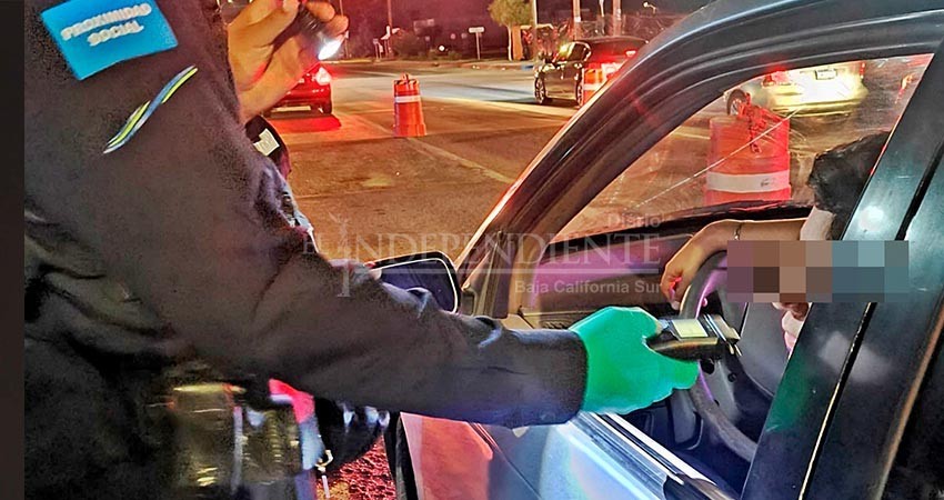 Continúan los operativos con alcoholímetro en retenes vehiculares “salvar vidas es posible”