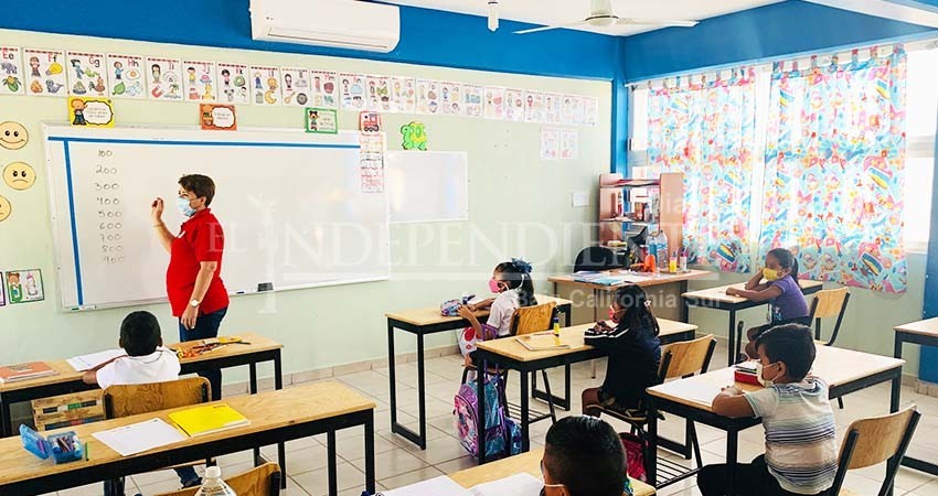 Solo el 30% del alumnado regresará hoy a las aulas; siguen escuelas sin luz ni agua 