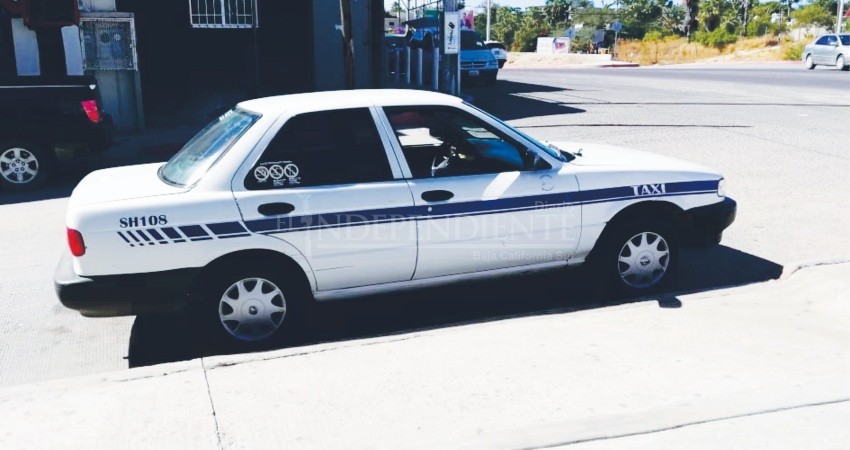 Solicitarán al gobierno estatal permisos provisionales para taxistas en Los Cabos