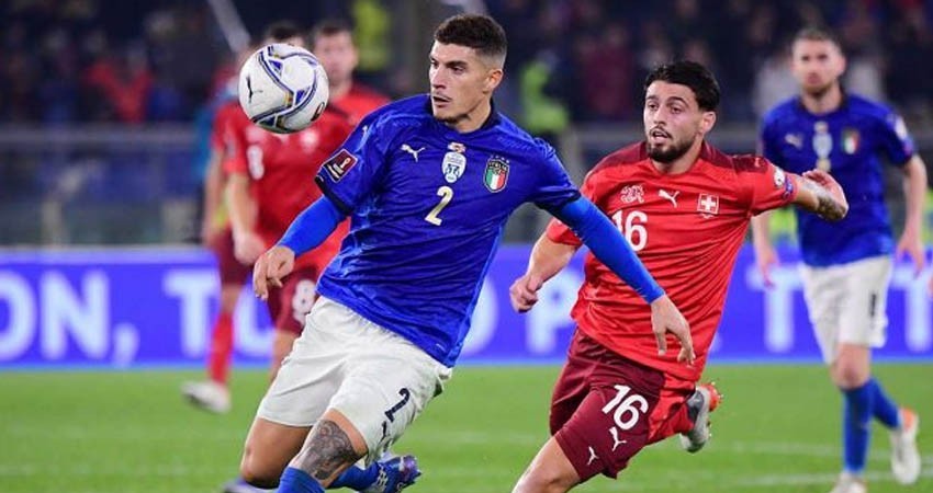 Italia deja en suspenso su pasaporte al Mundial