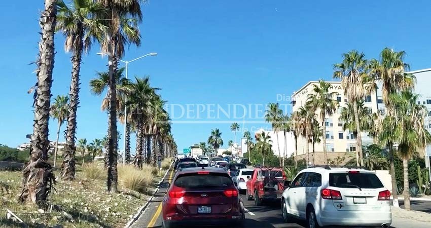 Movilidad en Los Cabos un problema que también afecta a los turistas