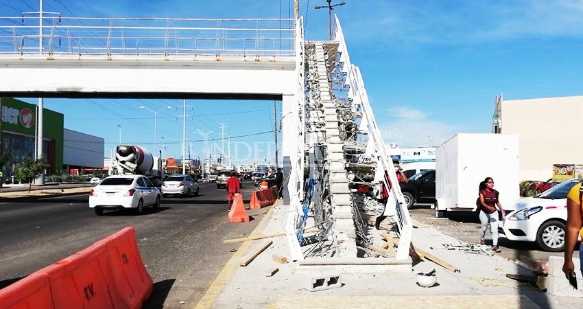 Quitan trabe de puente dañado en CSL, busca Dirección de Obras colocar más puentes en el municipio