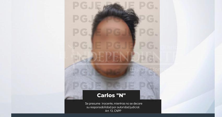 Detienen a un hombre como probable narcomenudista, llevaba consigo 30 mil dosis de narcóticos