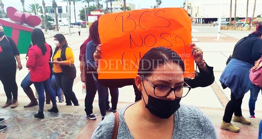 Personal de PGJE estalla por falta de bono navideño, toman finanzas y exigen aumento salarial