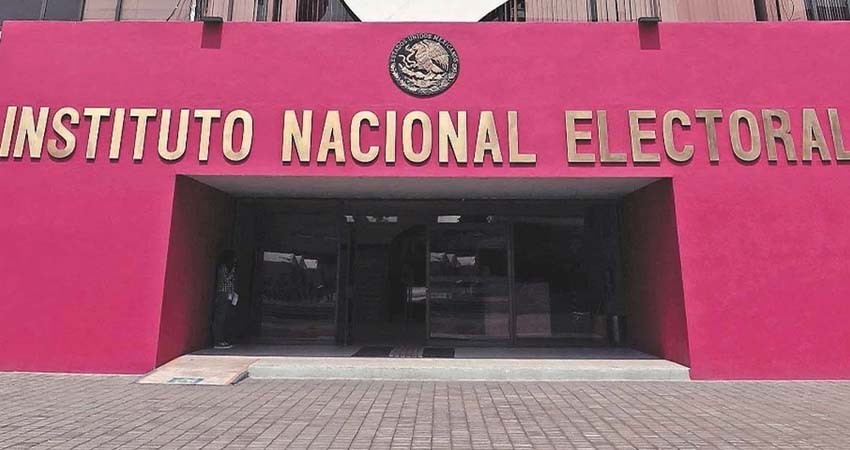 SCJN ordena a INE no posponer revocación de mandato