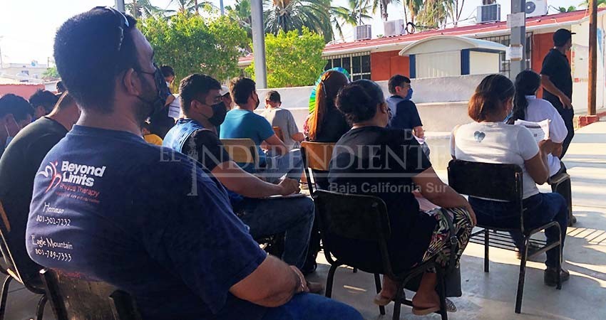 A reforzar medidas sanitarias para frenar los contagios en 2022 llaman cuerpos de emergencia