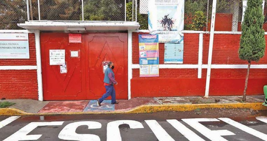 SEP se declara lista para clases; refuerzo contra covid, en próximas semanas