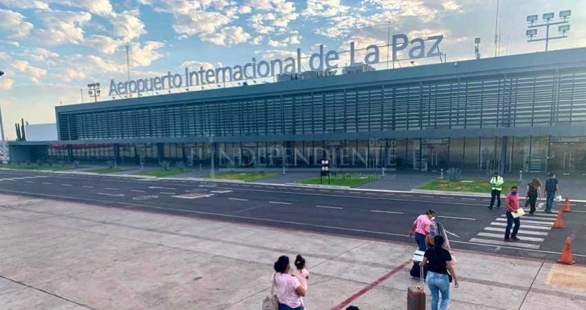 Registra La Paz primer vuelo cancelado por cuarta ola de Covid-19