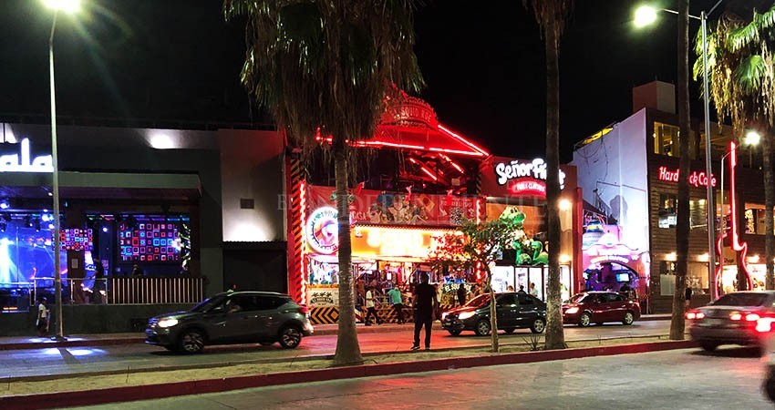 Casi 2 años y la vida nocturna no puede recuperarse de los estragos de la pandemia