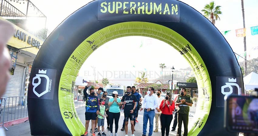 Arranca el maratonista Daniel Almanza el recorrido súper human en CSL