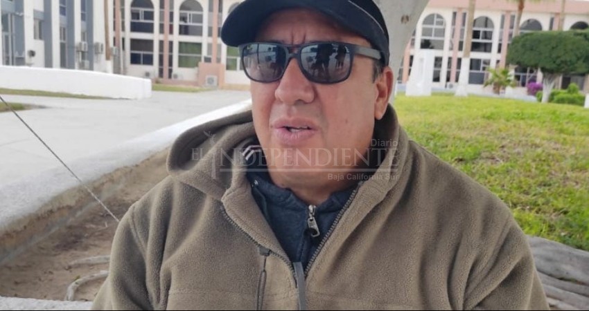 De emergencia trasladan a ciudadano en huelga de hambre ante TSJE